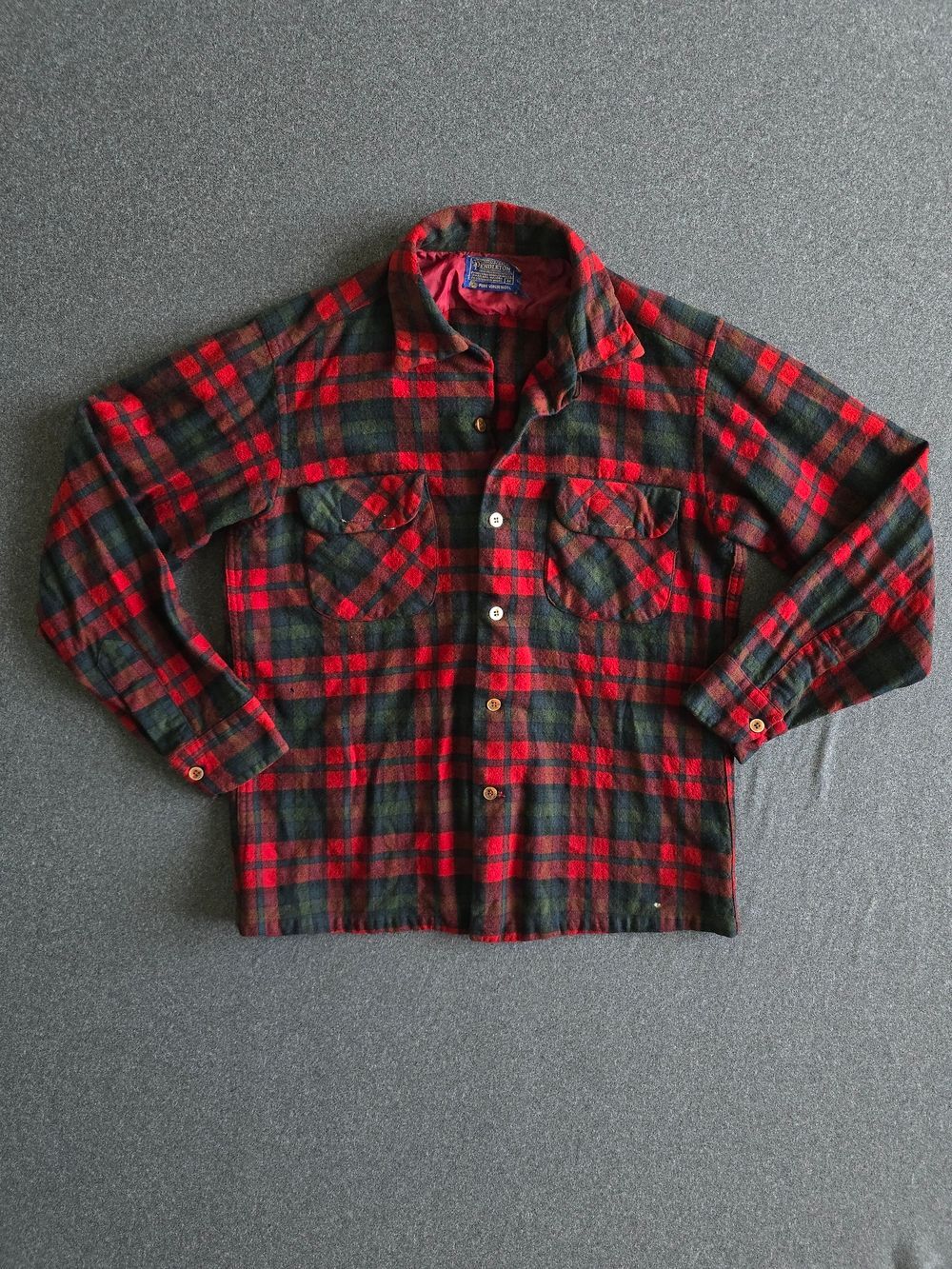 Vintage Pendleton Wool Loop Collar Board Shirt Men's Medium Red Green Plaid